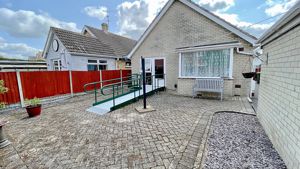 Photo 11- click for photo gallery